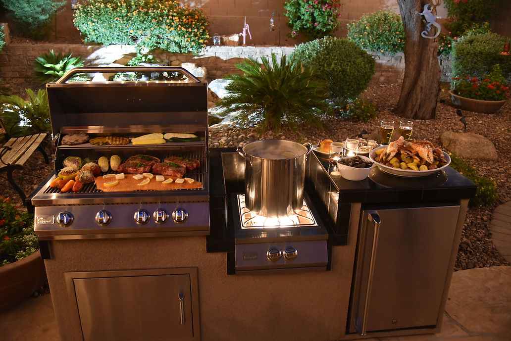 7.5' Outdoor Kitchen Island with 4-Burner Grill, Wok Burner & Refrigerator – Complete BBQ Station