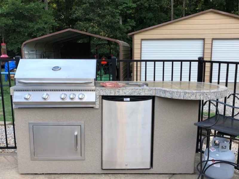 7.5' Outdoor BBQ Island with Round Bar, LED Lights & Built-In Grill – Backyard Entertainment Bar
