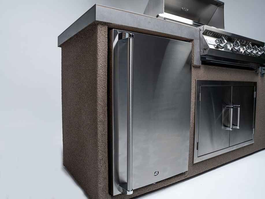 7' Outdoor Kitchen Island with Built-In Grill & Fridge – Backyard BBQ Station
