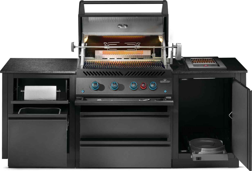 Built-In Outdoor Kitchen Kit with Stainless Steel Countertops – 32" 700 Series BBQ Station