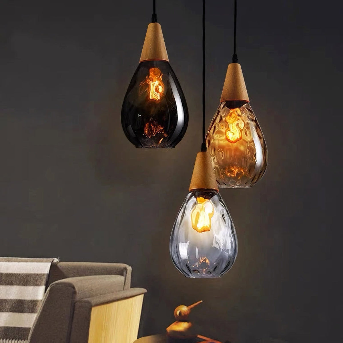 Besnier Rippled Glass Pendant Light – Artisan Textured Glass Hanging Light for Kitchen & Dining Room