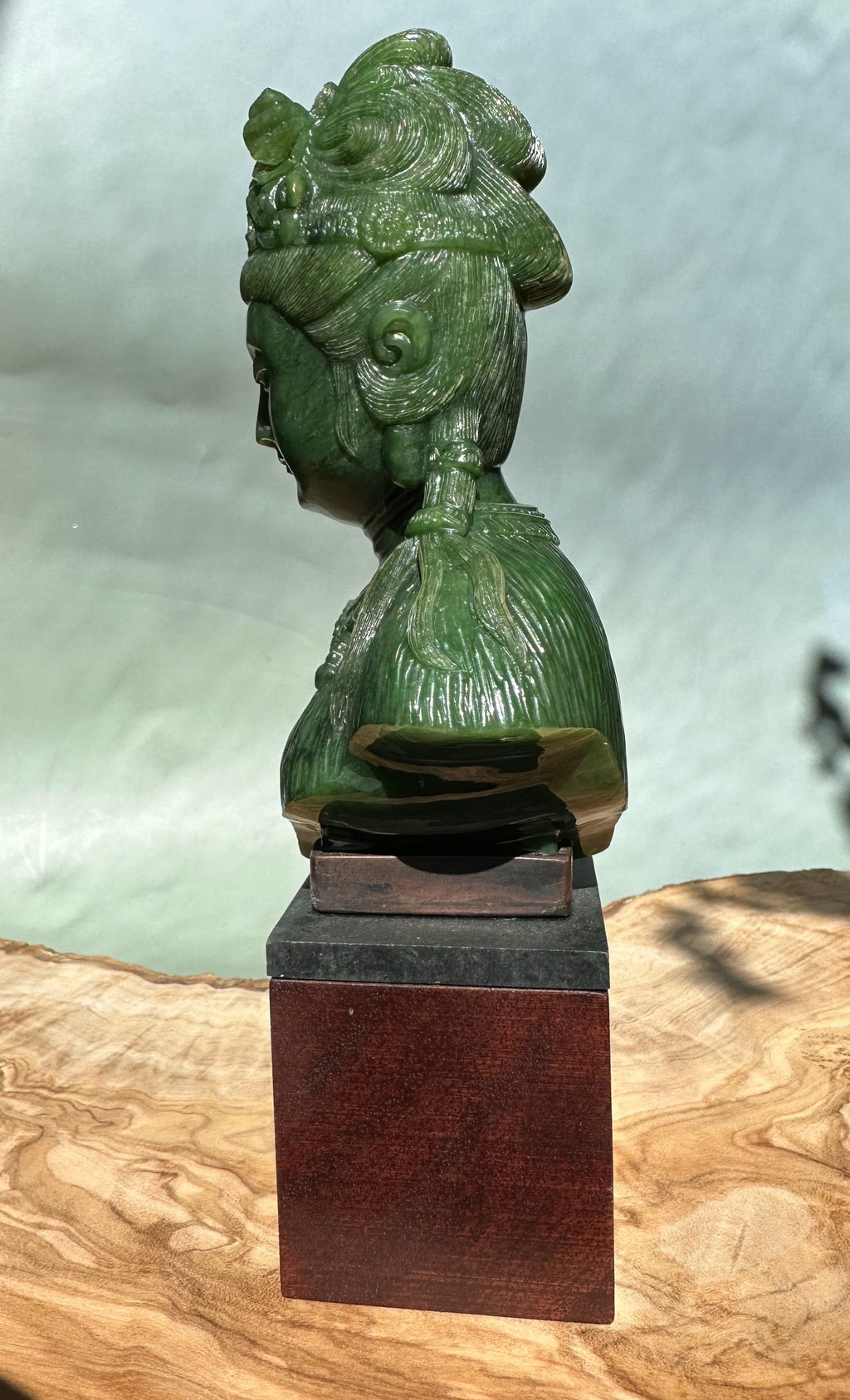 Guanyin Statue – 5" Hand-Carved Jade Goddess of Compassion Figurine for Home Decor & Gifting