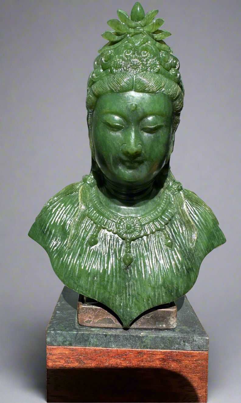 Guanyin Statue – 5" Hand-Carved Jade Goddess of Compassion Figurine for Home Decor & Gifting