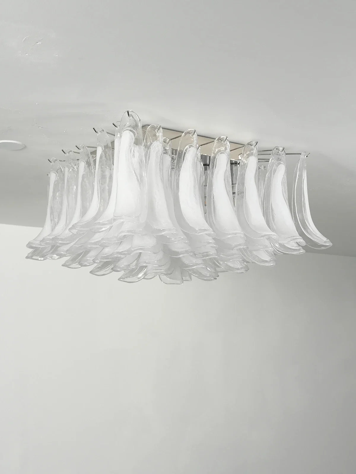 Murano Style Glass Petal Ceiling Light – Floral Flush Mount for Bedroom & Living Room