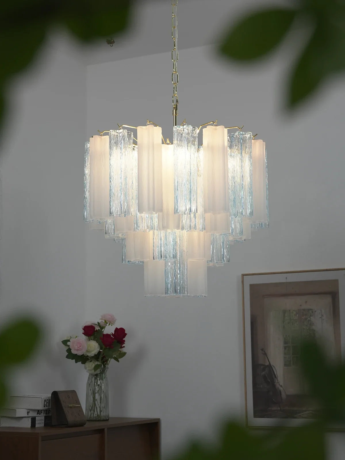 Anwen Two-Tone Glass Tube Chandelier – Artistic Modern Ceiling Light for Living Room & Dining Room