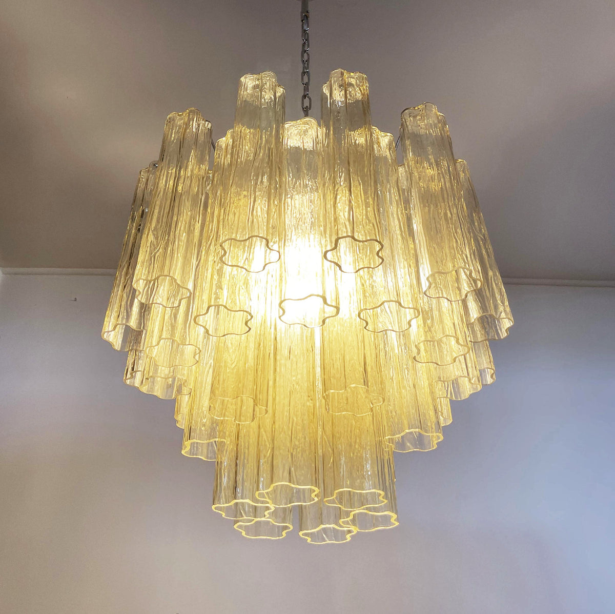 Murano Star-Shaped Glass Tube Chandelier – Artistic Sculptural Ceiling Light for Living Room