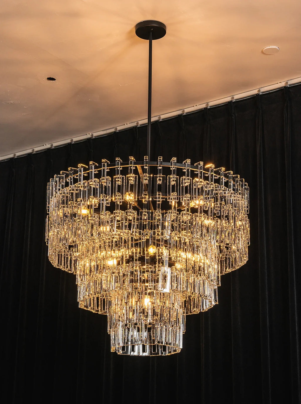 Tiered Clear Crystal Rod Chandelier – Modern Glam Ceiling Light for Dining Room & Living Room